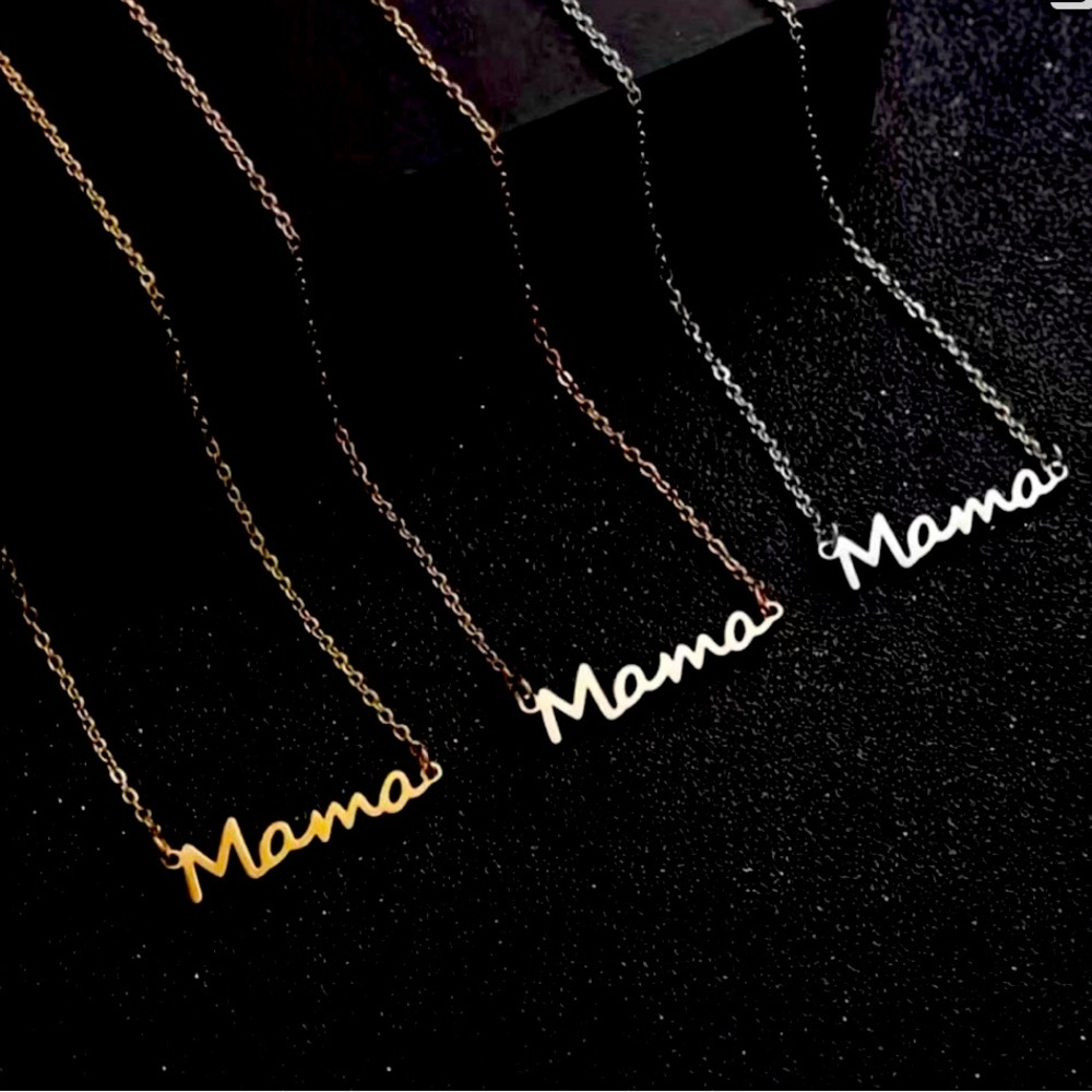 Mama Necklace